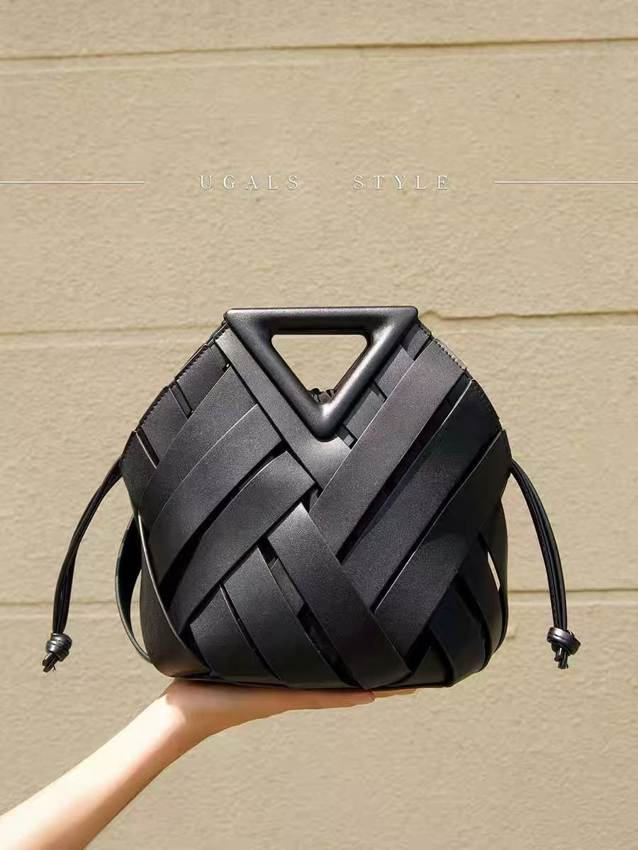 High Quality Women Handbag Textured Woven Handmade Bucket Bag Luxury Clutch image 4