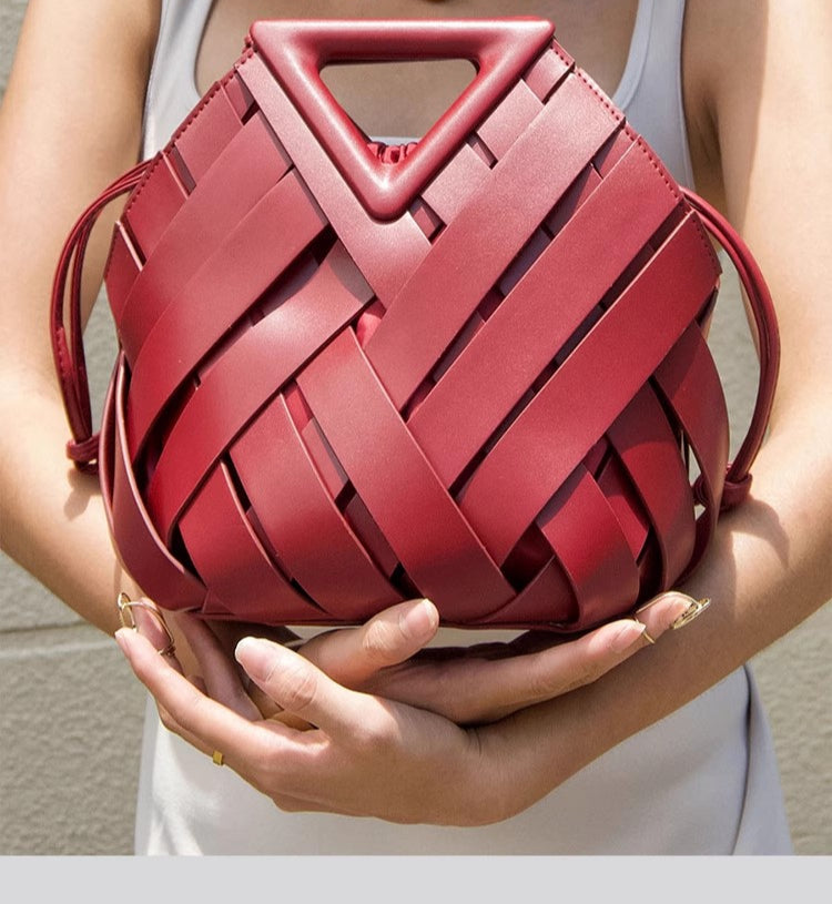 High Quality Women Handbag Textured Woven Handmade Bucket Bag Luxury Clutch image 2