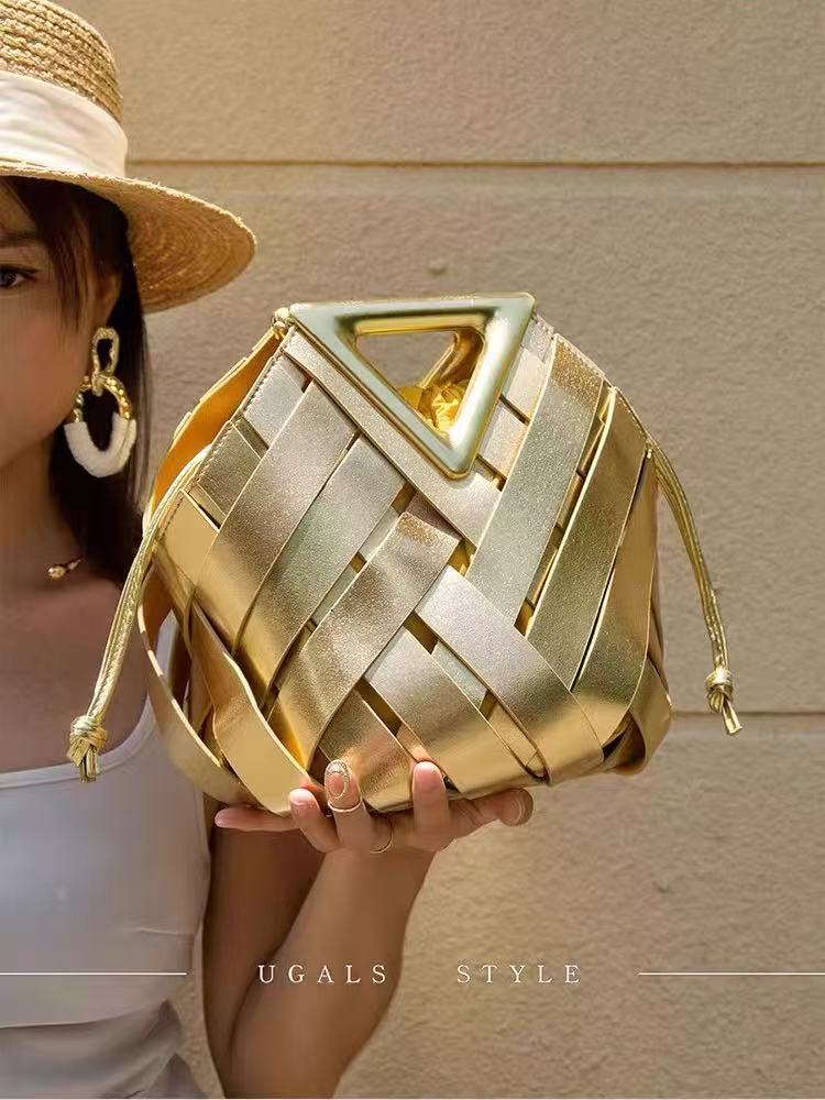 High Quality Women Handbag Textured Woven Handmade Bucket Bag Luxury Clutch image 1