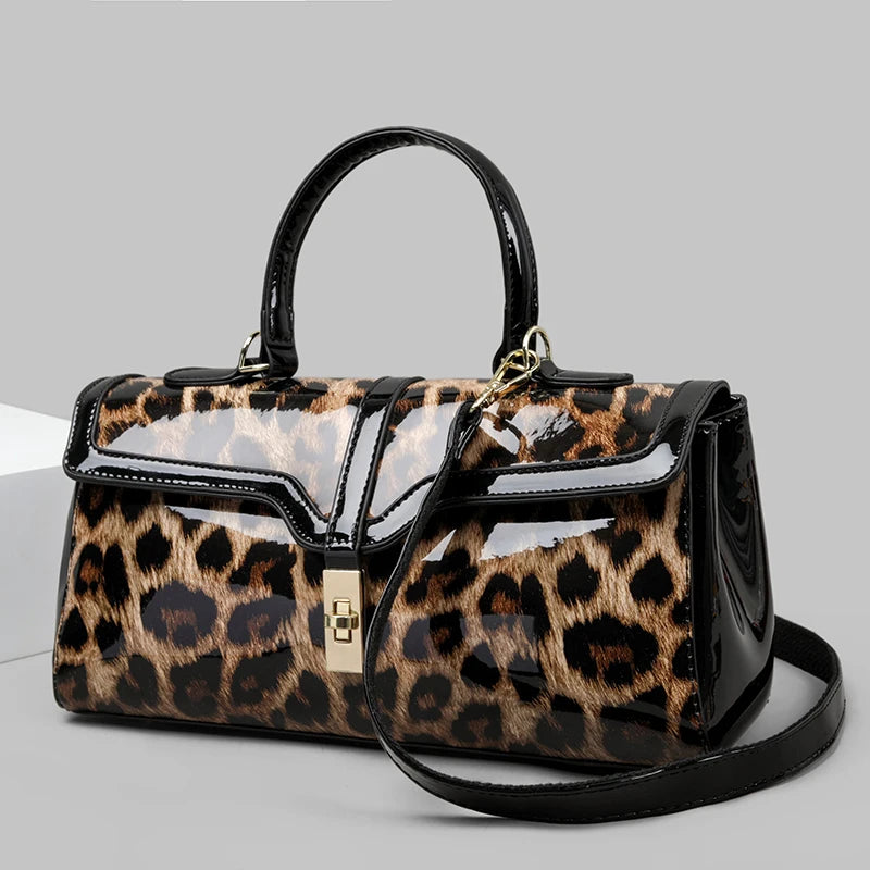 Luxury Vintage Crocodile Pattern Handbag Floral Metal Buckle