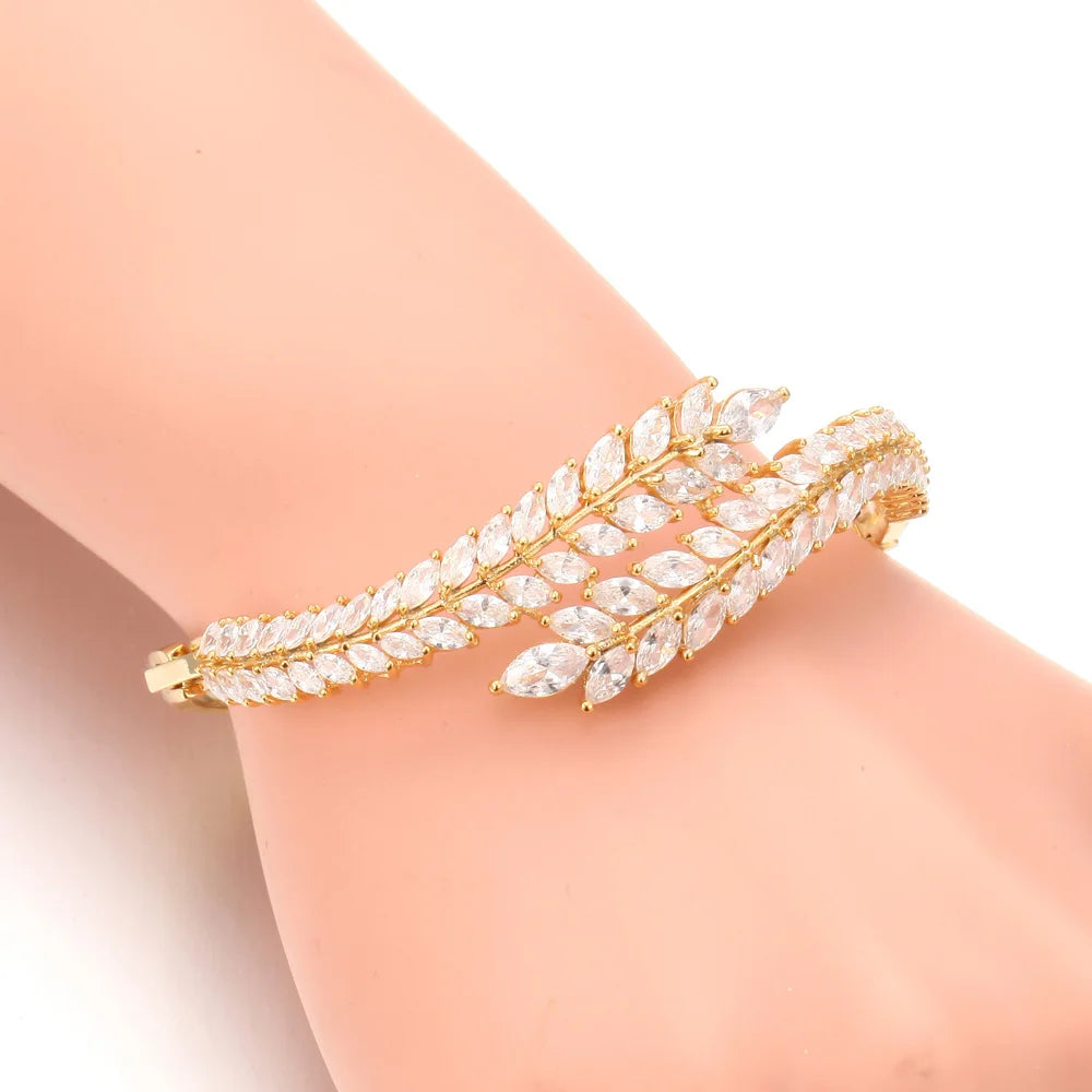 Leaf Zircon Bracelet Luxury Fashion Classic Plant Large Flower Bracelet