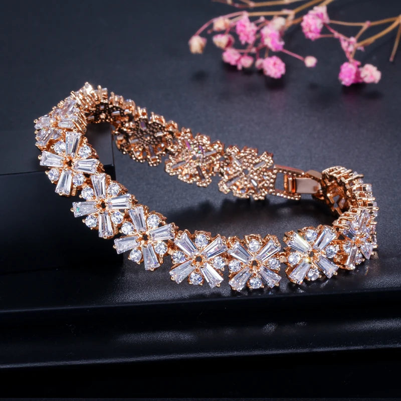 Fashion Jewelry Gorgeous Silver Color Spring Flower Cubic Zirconia Tennis Bracelet