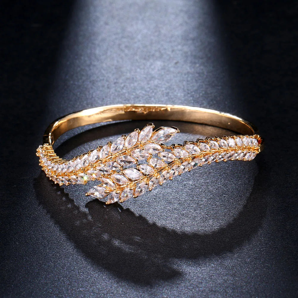 Leaf Zircon Bracelet Luxury Fashion Classic Plant Large Flower Bracelet