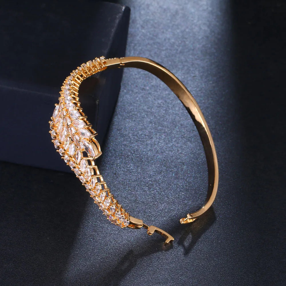 Leaf Zircon Bracelet Luxury Fashion Classic Plant Large Flower Bracelet