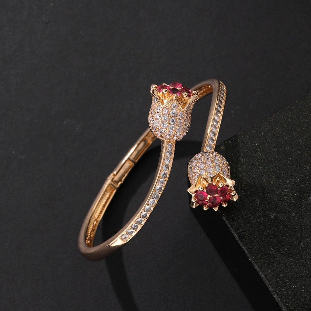 High-End Light Luxury Zircon Rose Flower Fashion Bracelet