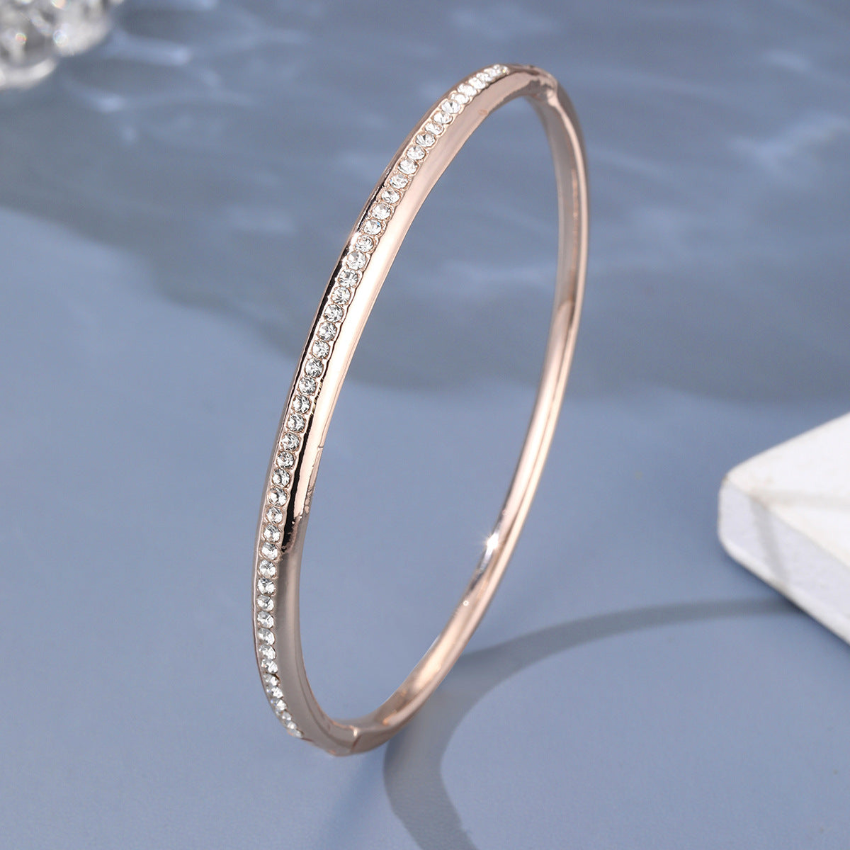 Elegant Baby's Breath Bracelet Exquisite Style