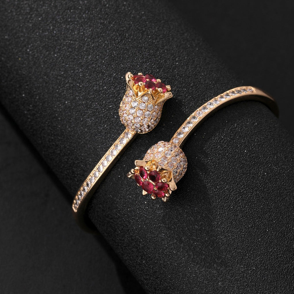 High-End Light Luxury Zircon Rose Flower Fashion Bracelet