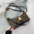 Classic Style Model Horn Bag with Vintage Print Large Capacity