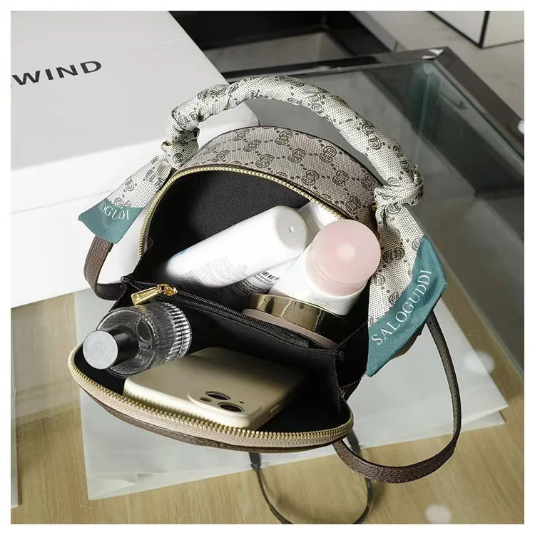 Fashionable Classic Vintage Leather Minimalist Luxury Handbag