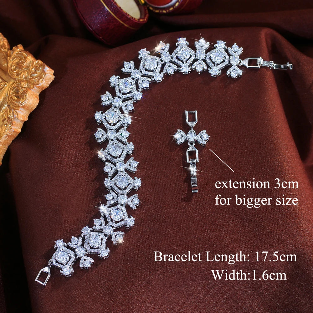 Luxury Shiny Round White Zirconia Geometric Shape Bracelet Jewelry for Women