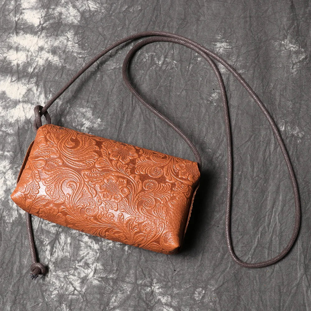 Stylish Genuine Leather Bag 3D Carved Craft Shoulder Bag Cowhide Phone Bag