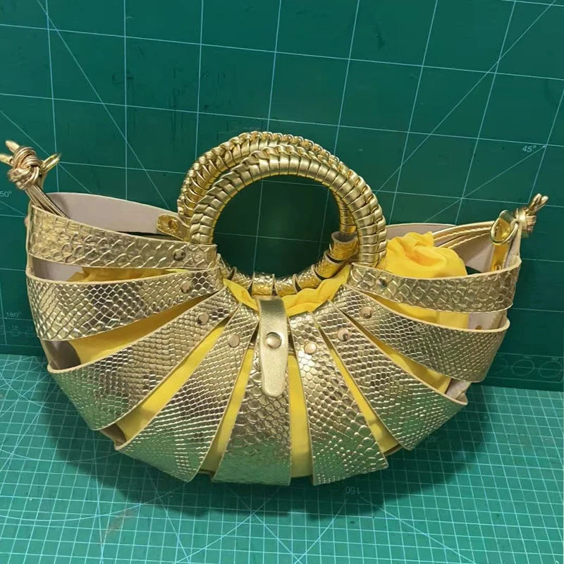Fashionable ring design crossbody bag hollowed out inner handbag
