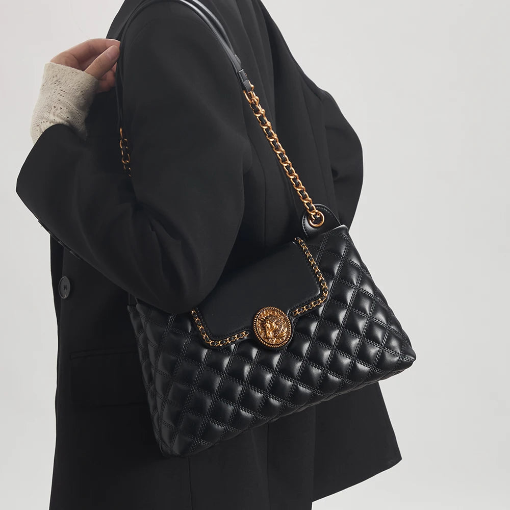 Niche design fashionable and versatile chain crossbody bag
