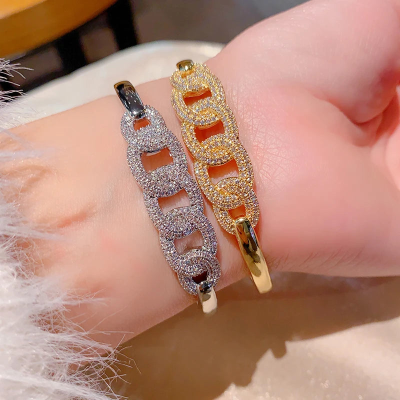Stylish quality exquisite zircon bracelet fashion light luxury copper 18K gold plated bangle