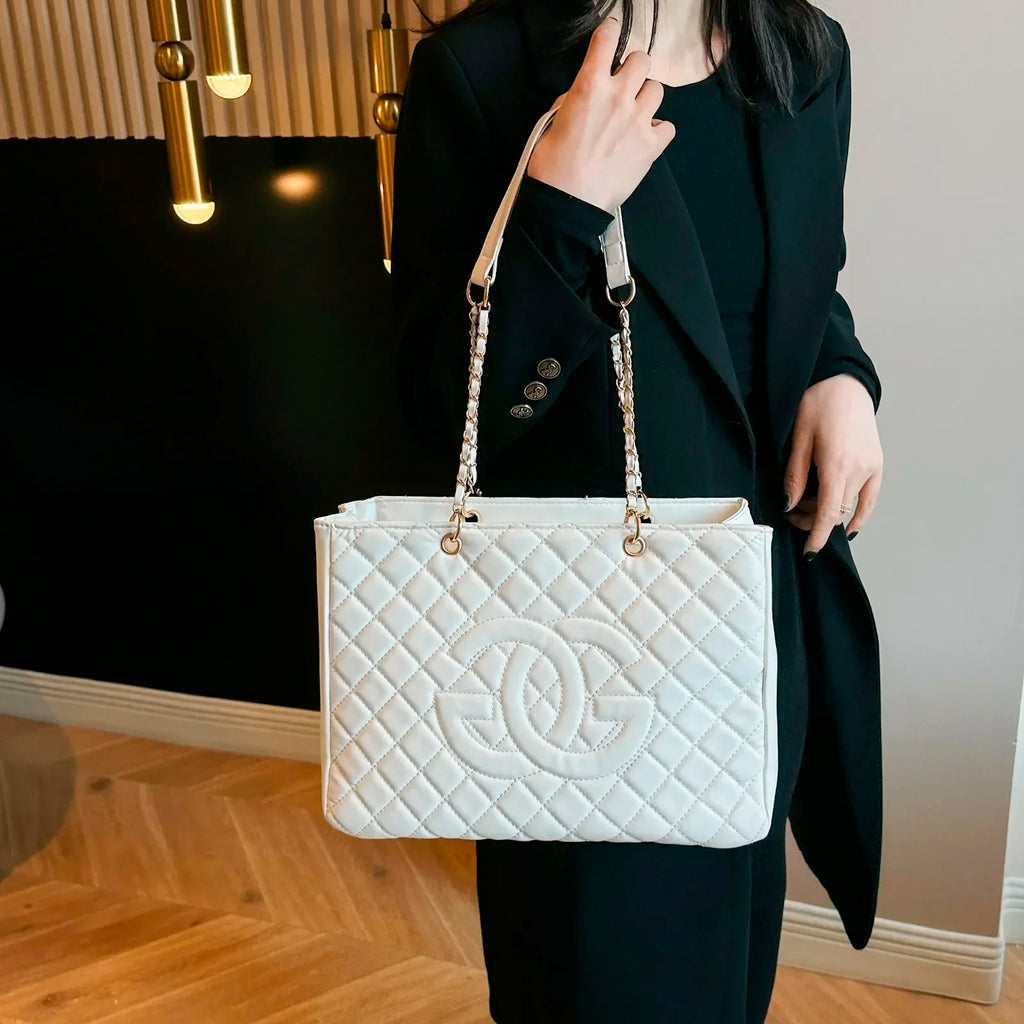 Classic Retro Chain Messenger Bag Luxury Leather Shoulder Bag