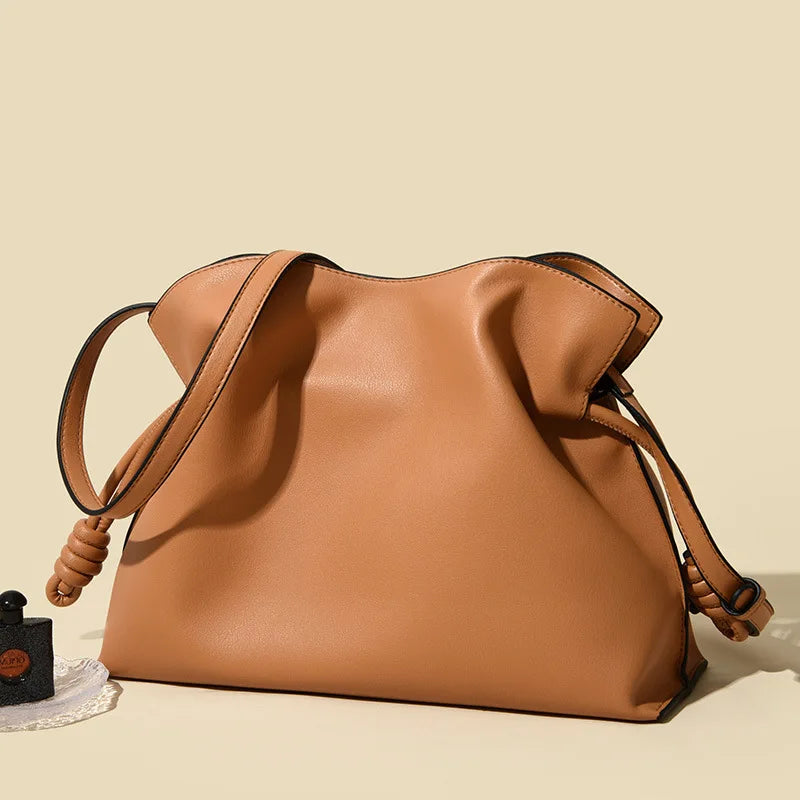 Luxury Leather Crossbody Bag Cloud Pleated Bag Large Capacity Design Drawstring Bag