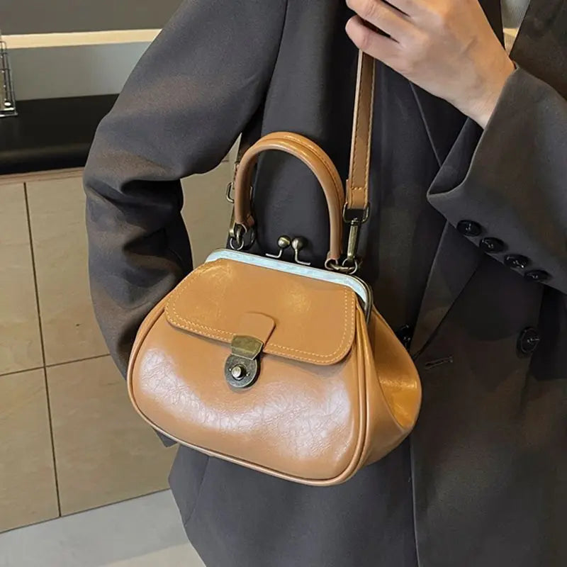 Metal Clip Handbag Leather Stitching Large Capacity Shoulder Bag