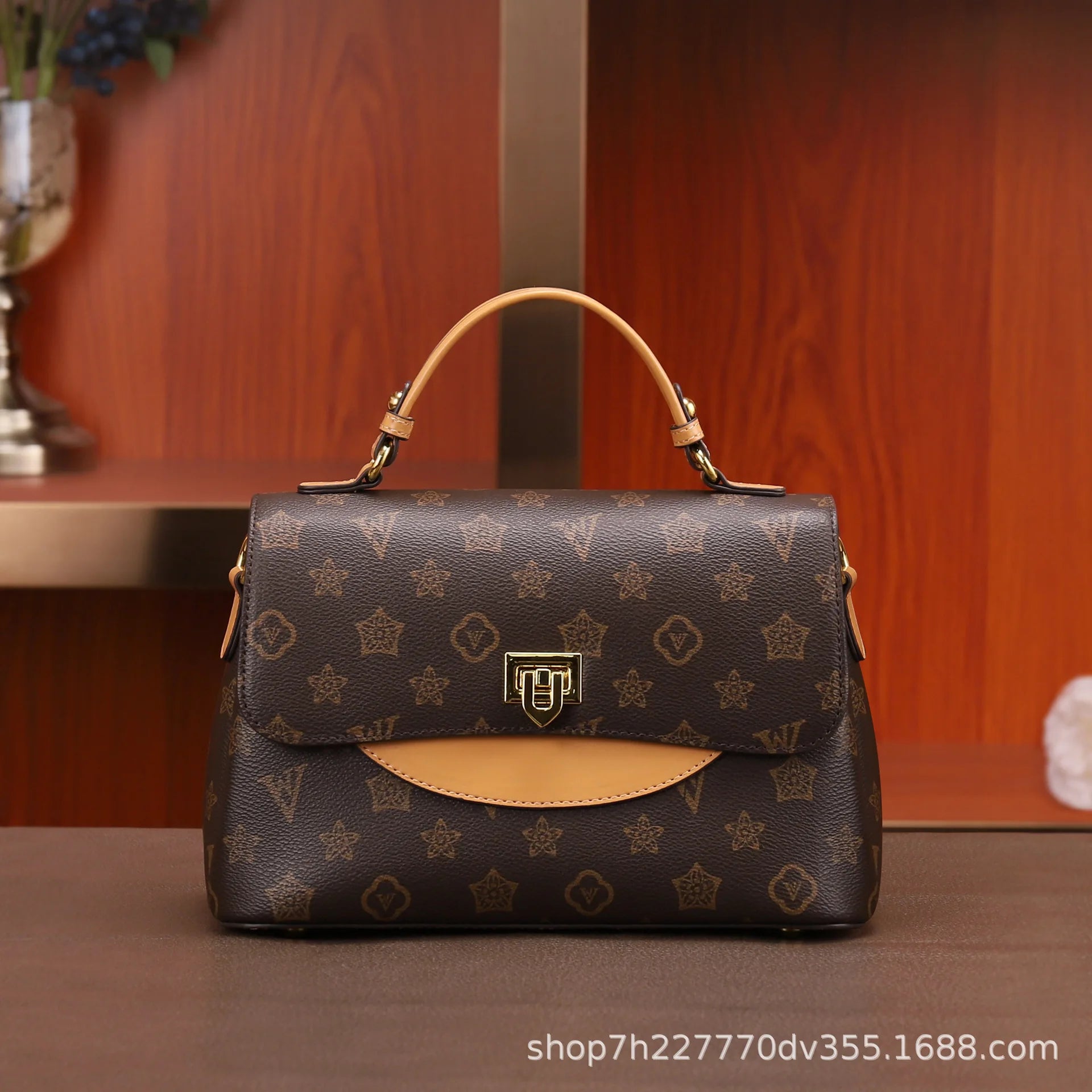 Elegant Vintage Luxury Leather Large Capacity Shoulder Bag