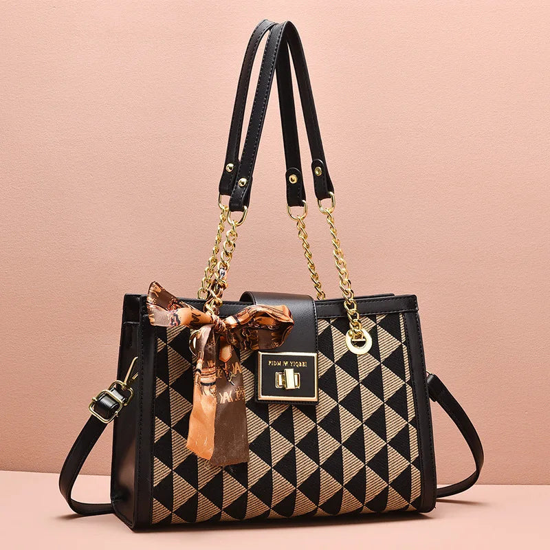 Large Capacity Polyester Crossbody Handbag Fashionable Tote Bag