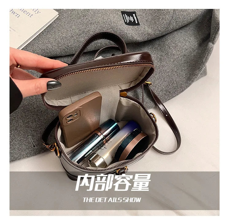 Luxury Designer Oil PU Leather Retro Crossbody Bag