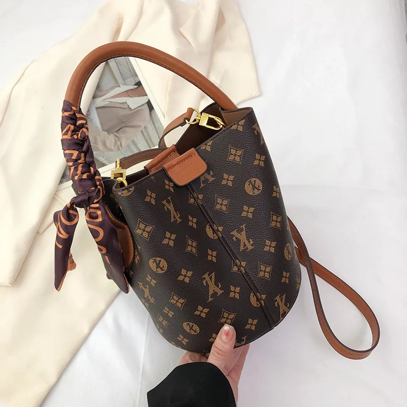 Classic Luxury Shoulder Bag Fashionable Print Retro Crossbody Bag