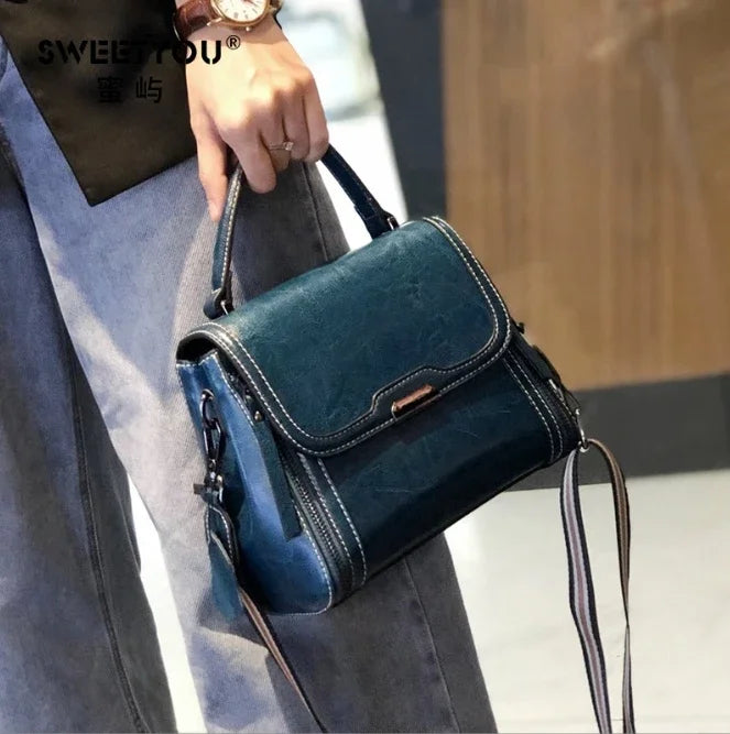 Women's Luxury Design Oil Wax Cowhide Leather Handbag