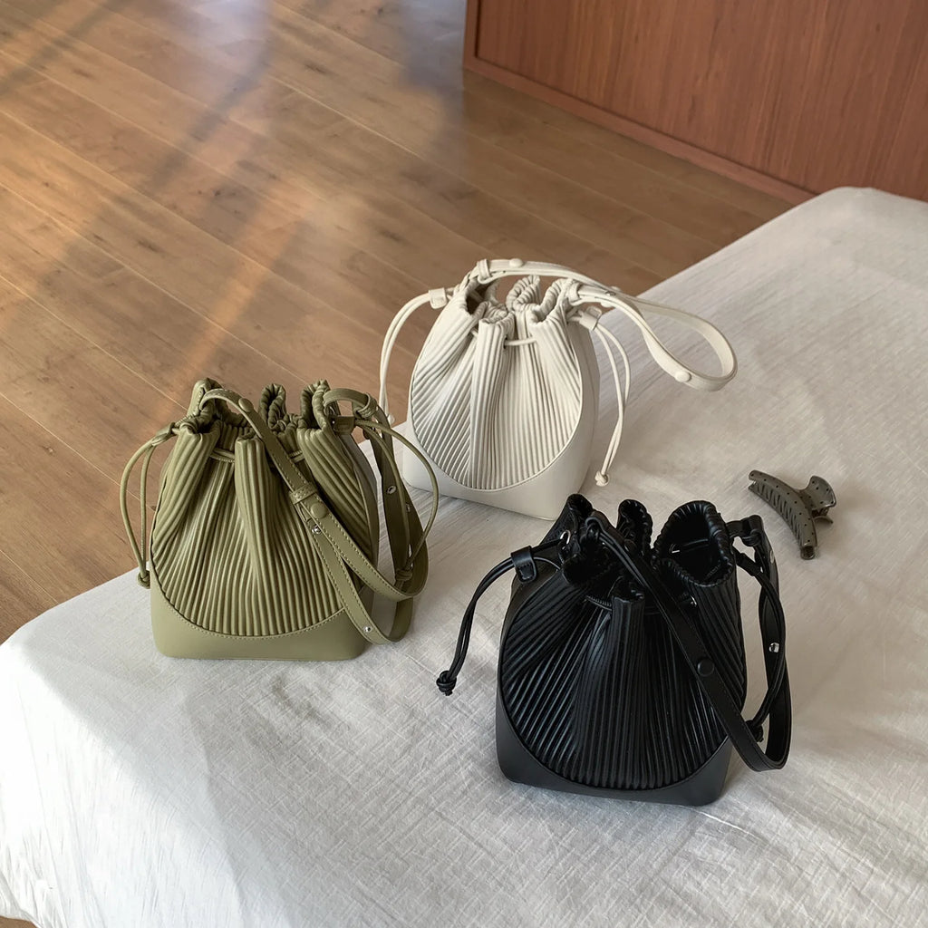 Luxury Fashion Pleated Bucket Shoulder Crossbody Bag