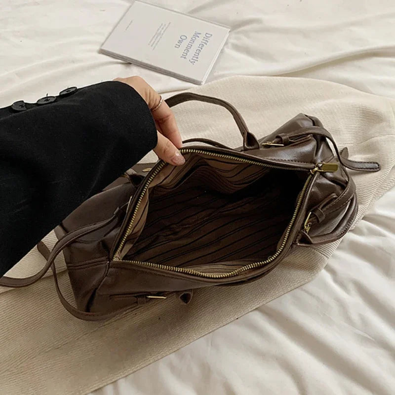 Buckle Decoration Fashion PU Shoulder Bag Large Capacity