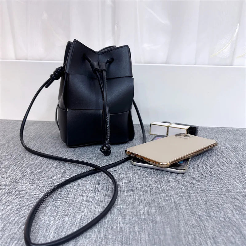 Trendy Mini Bucket Bag Versatile Woven Drawstring Phone Bag Casual Simple Design