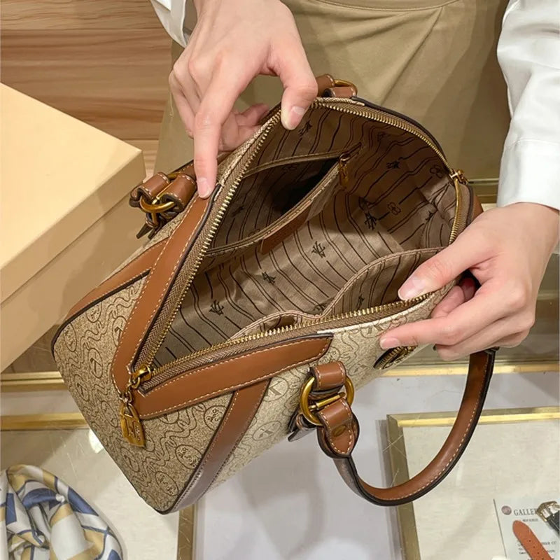 Fashionable and luxurious brand handbag leather shoulder bag