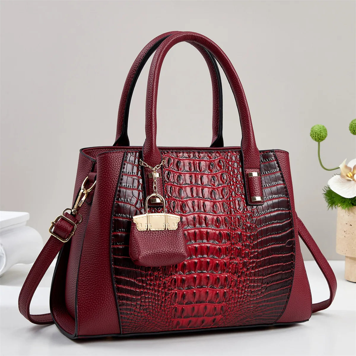 Fashionable Crocodile Pattern Women's Crossbody Bag