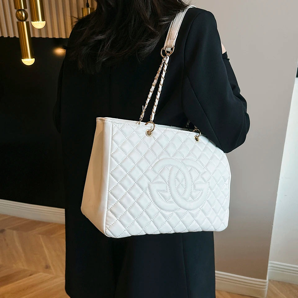 Classic Retro Chain Messenger Bag Luxury Leather Shoulder Bag