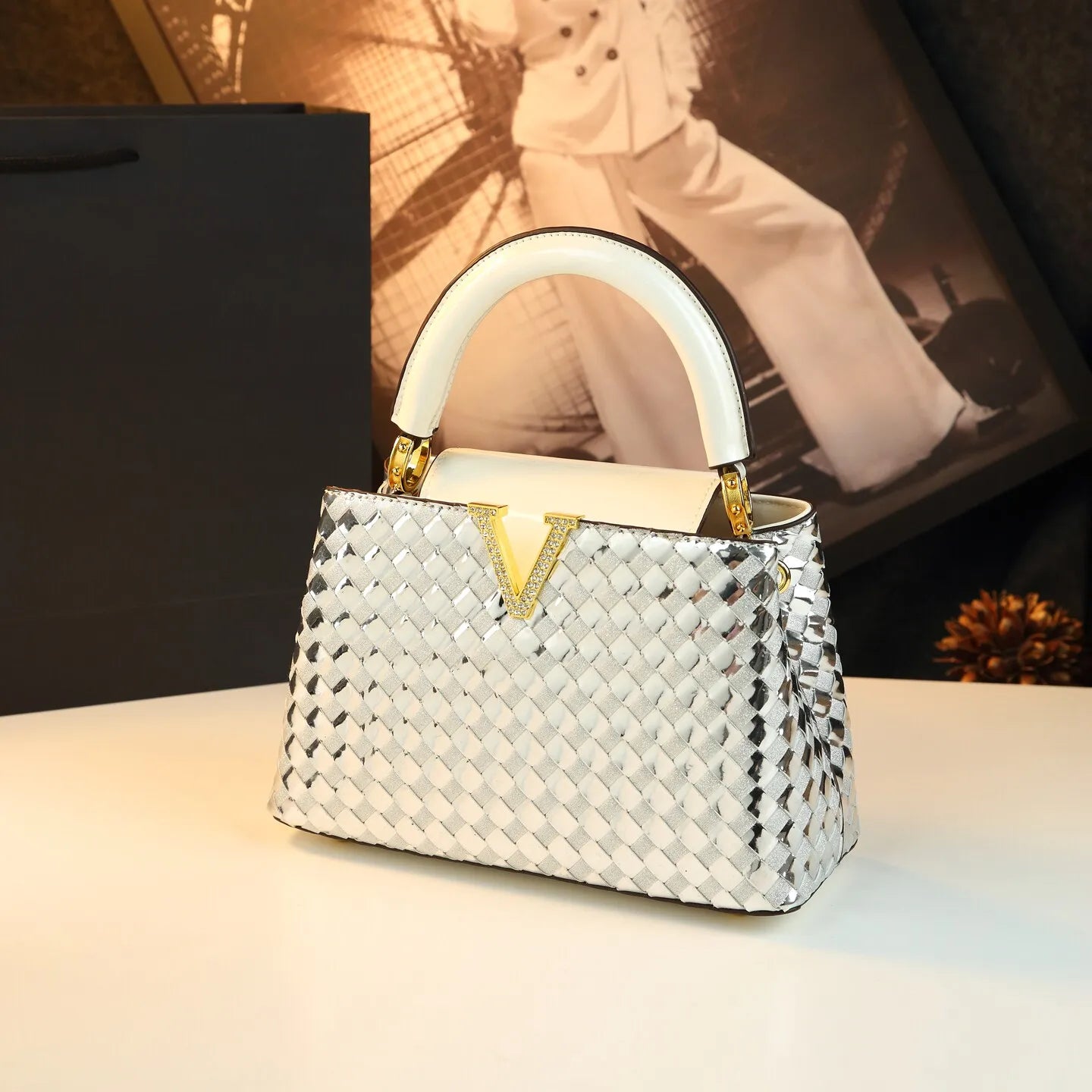 Genuine Leather Woven Handbag Light Luxury Shoulder Bag