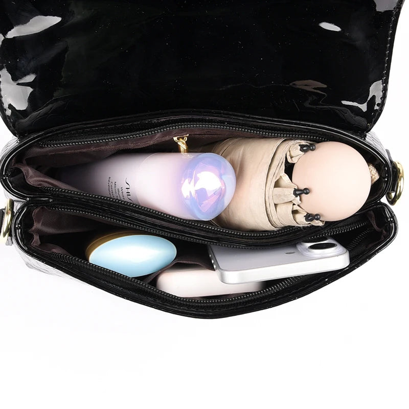 Luxury Patent Leather Handbag Designed With Crocodile Pattern