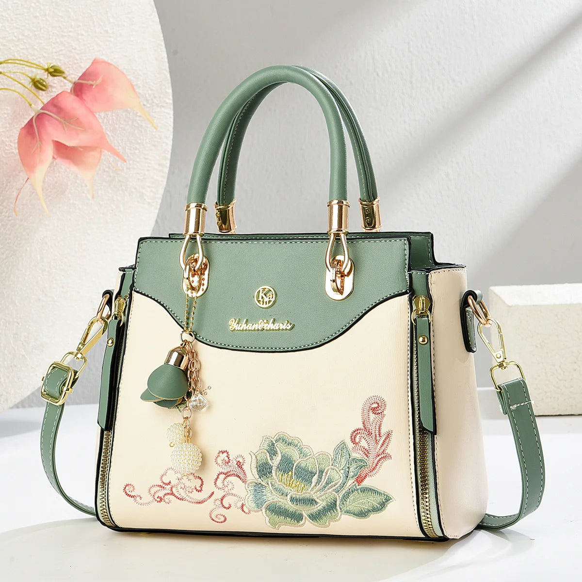 Embroidered Style Ladies Handbag Urban Minimalist PU Material Small Size