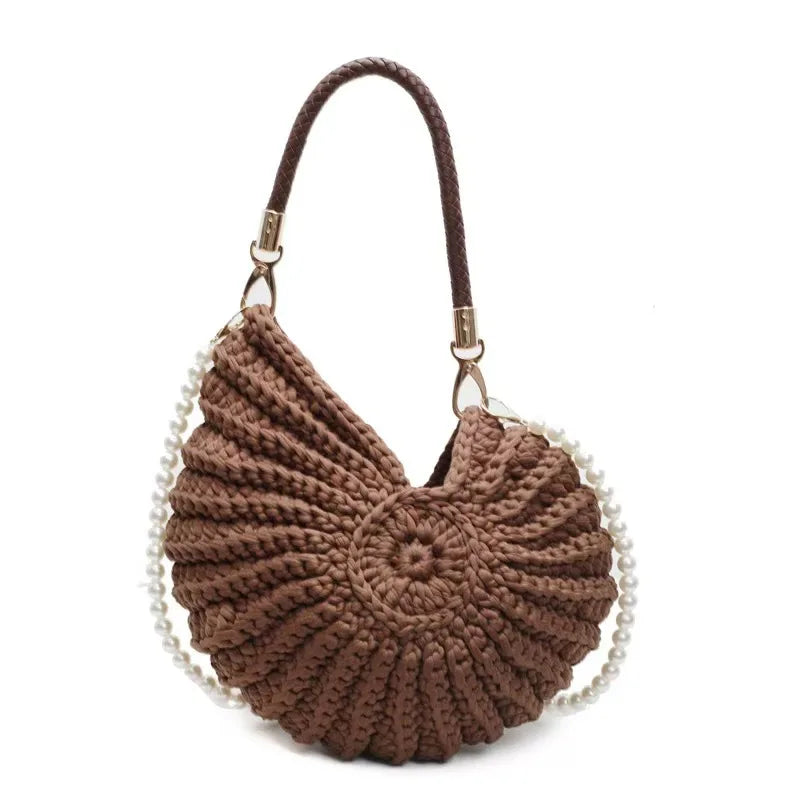 Hand-woven finished conch shell bag niche pearl chain bag