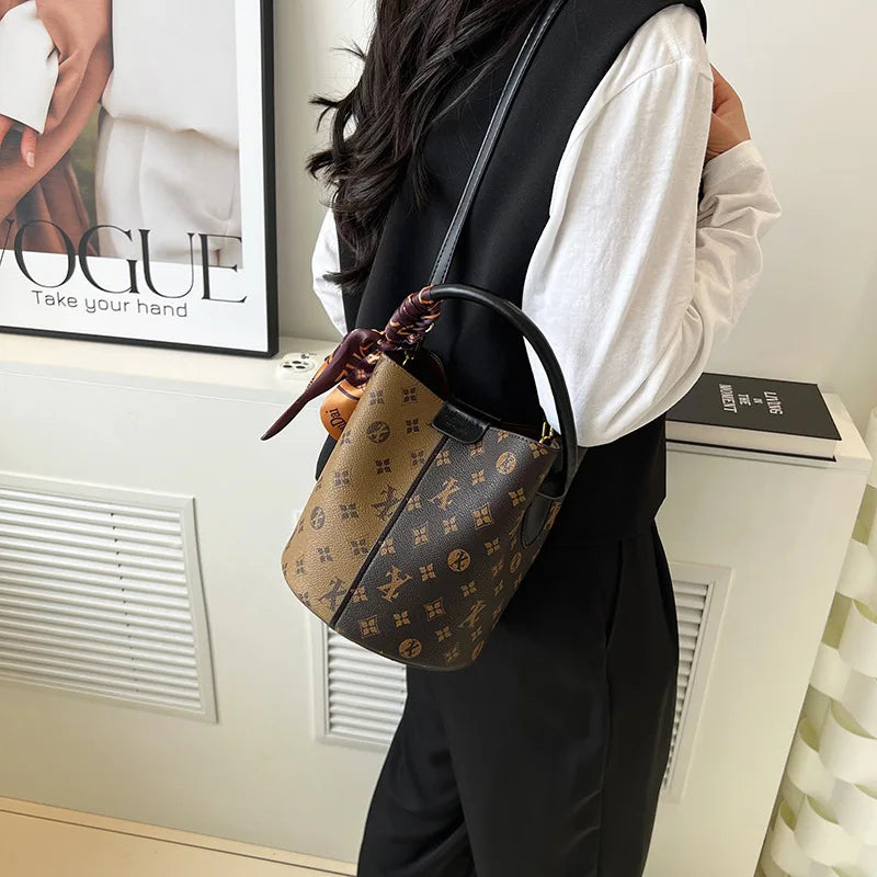 Classic Luxury Shoulder Bag Fashionable Print Retro Crossbody Bag