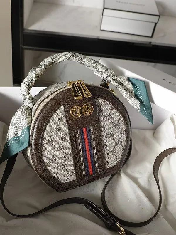 Fashionable Classic Vintage Leather Minimalist Luxury Handbag