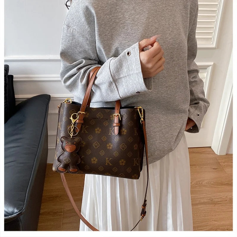 Light luxury brand women's bag fashionable and versatile single shoulder crossbody bag