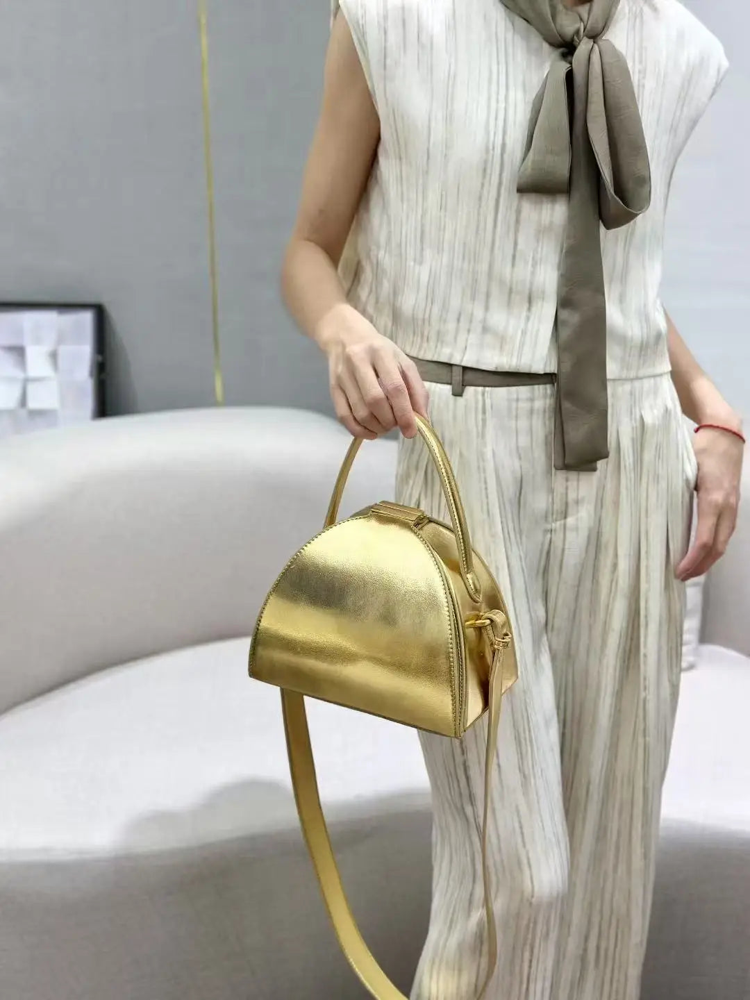 Fashion Niche Design Semi-circular Box Shape Crossbody Bag