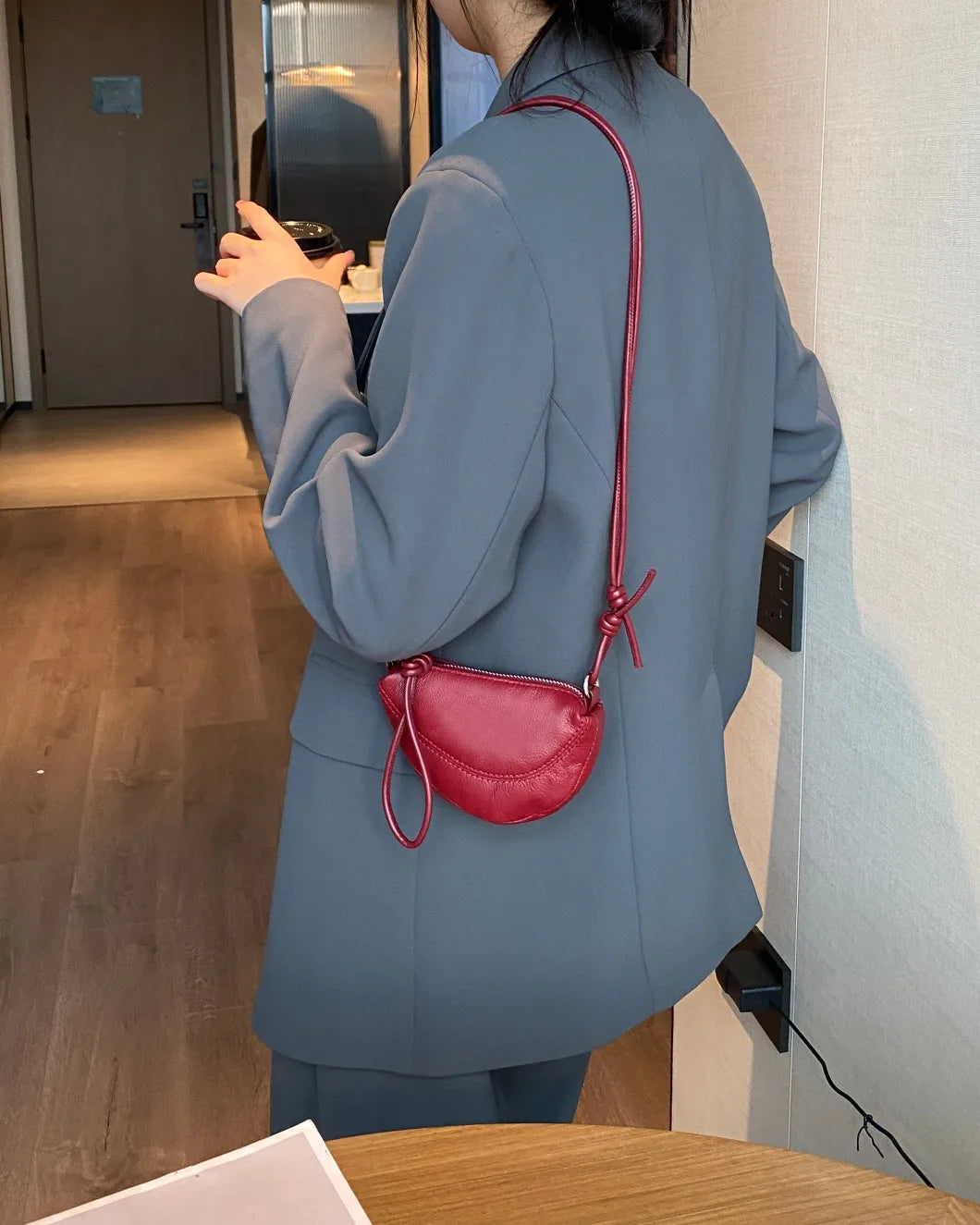 Genuine Leather Shoulder Crossbody Bag Luxury Design Fashion Mini Coin Purse Bag