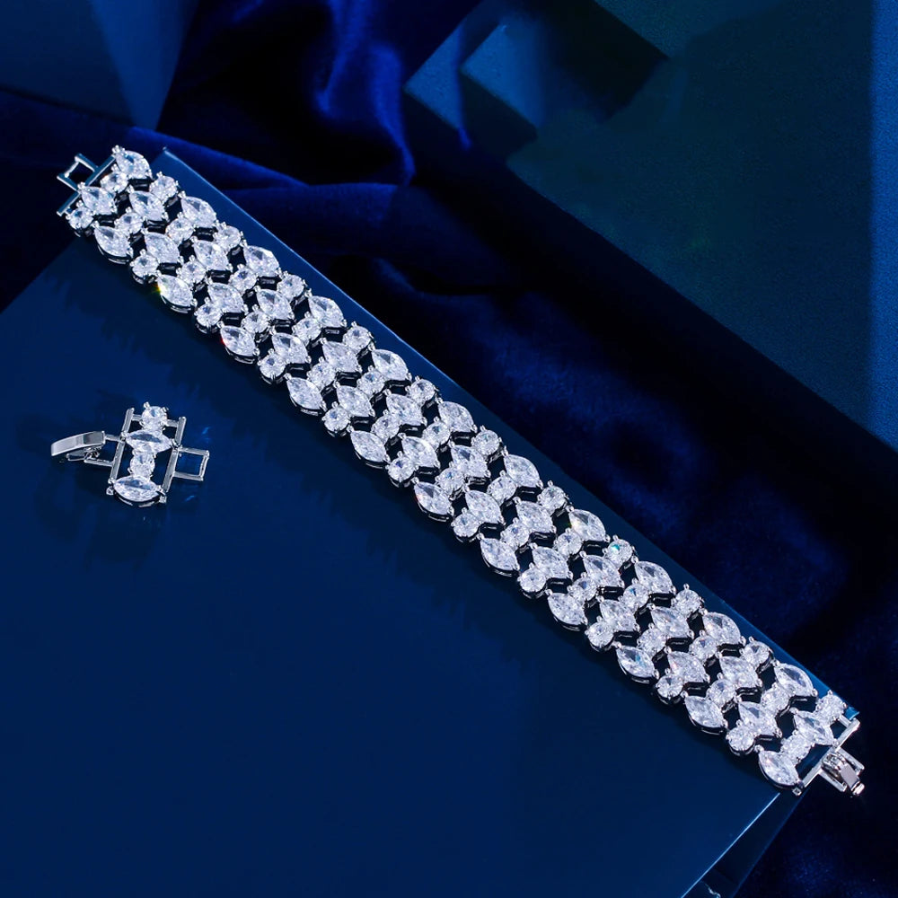 Luxury Green Zirconia Wide Fashion Bracelet for Women Fashion Evening Jewelry