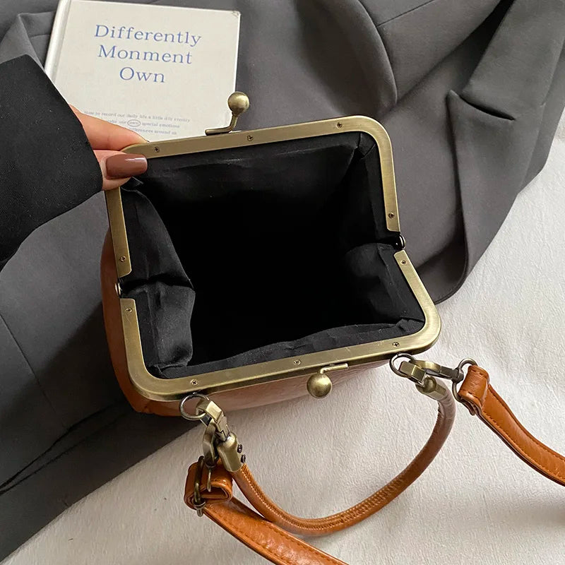 Vintage Shell Crossbody Bags Retro Small PU Leather Bag