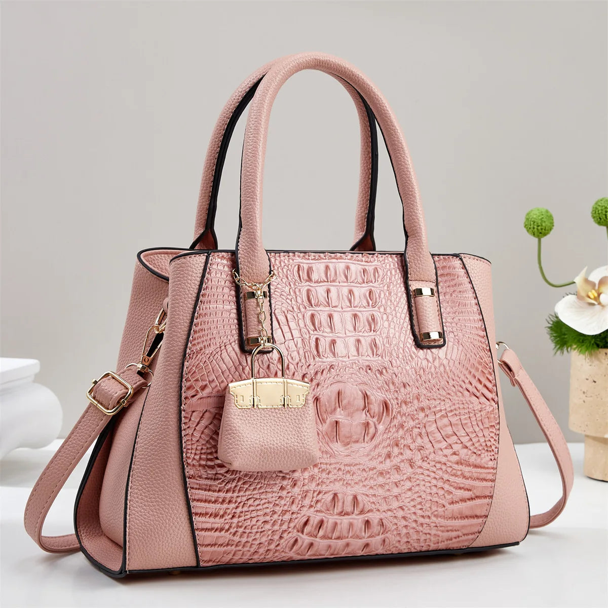 Fashionable Crocodile Pattern Women's Crossbody Bag