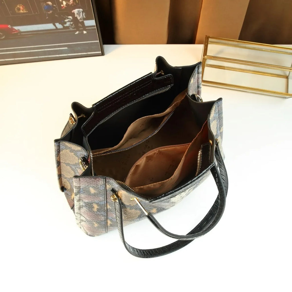Fashionable snake pattern large capacity women's high-end crossbody bucket bag