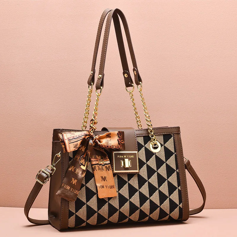 Large Capacity Polyester Crossbody Handbag Fashionable Tote Bag