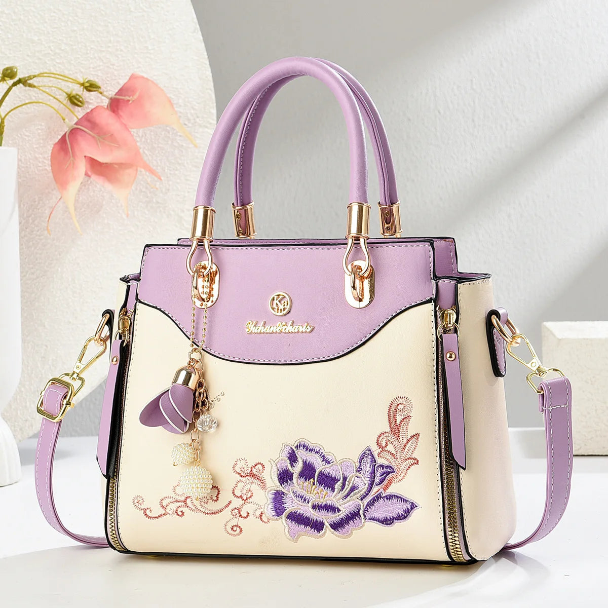 Embroidered Style Ladies Handbag Urban Minimalist PU Material Small Size