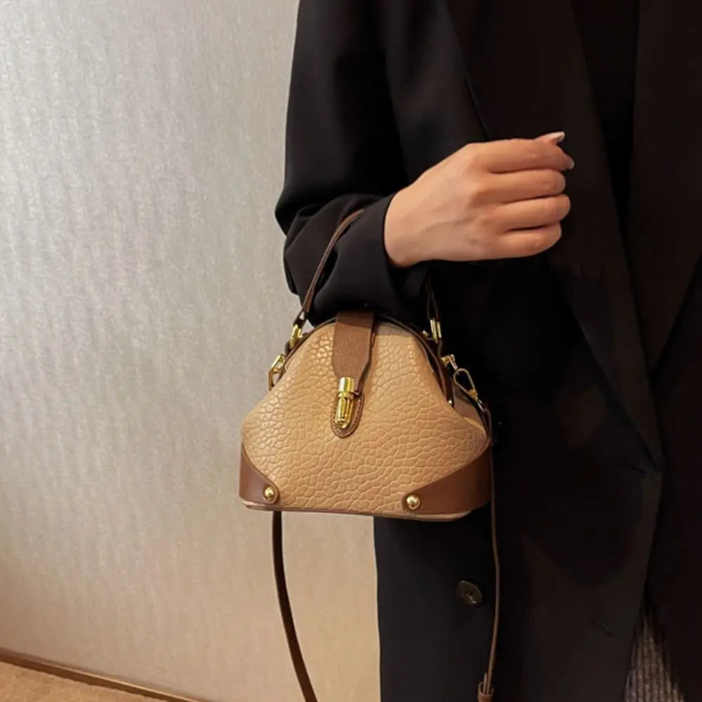 Vintage Shoulder Bag Luxury Leather Metal Buckle Messenger Bag