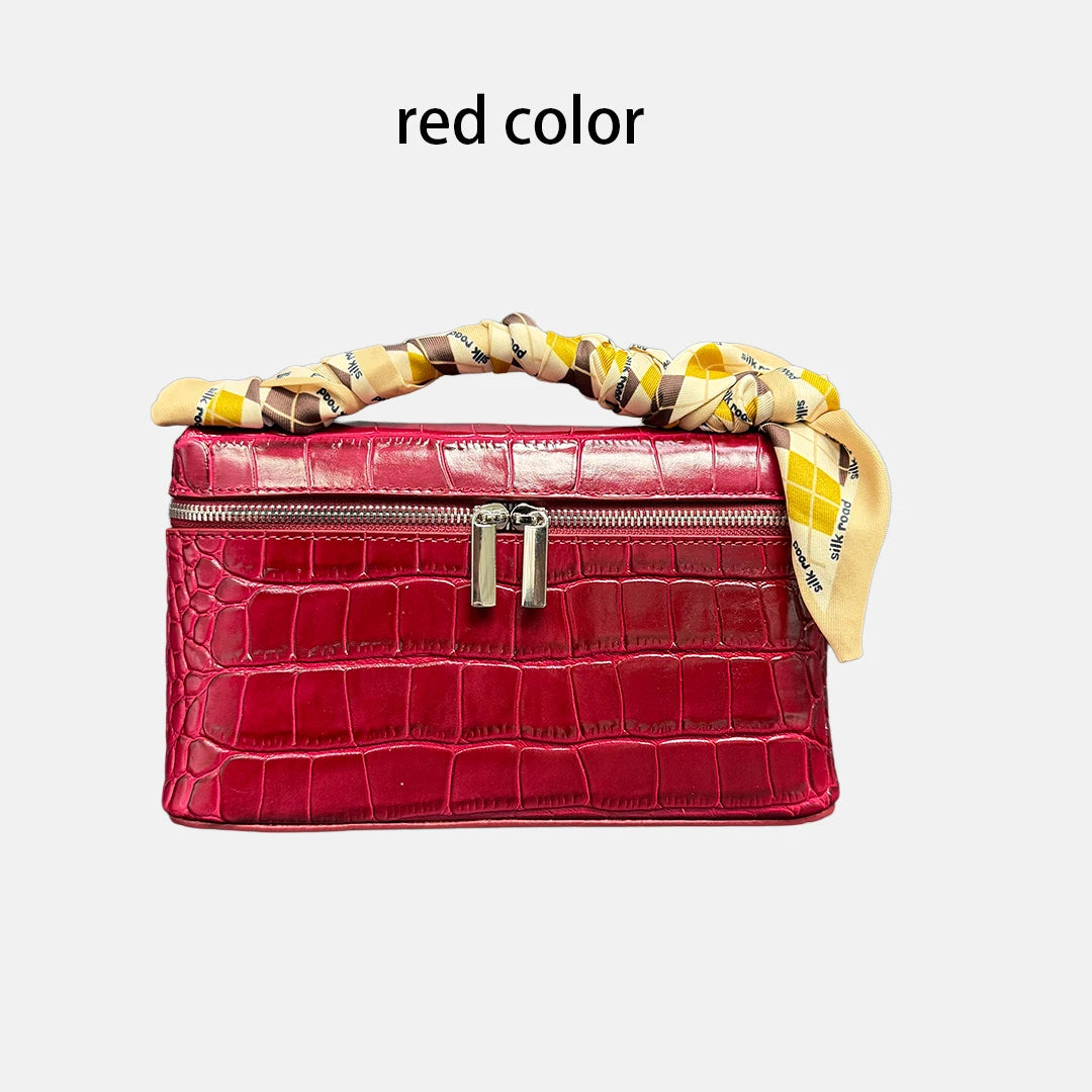 Small Crossbody Handbag Genuine Leather Crocodile Pattern Design