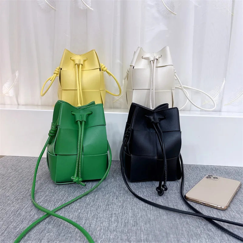 Trendy Mini Bucket Bag Versatile Woven Drawstring Phone Bag Casual Simple Design